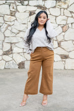 Load image into Gallery viewer, I&#39;m Perfect Wide Leg Cropped Jeans
