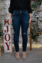 Load image into Gallery viewer, Distress Darkwash Skinny Jeans
