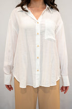 Load image into Gallery viewer, Oversized Textured Down Button Blouse
